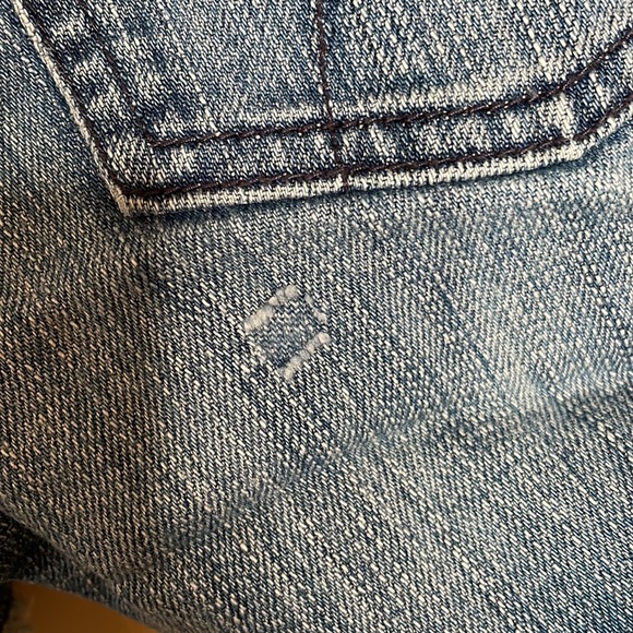 Joe’s jeans blue jean shorts stretchy size 14 - Picture 2 of 4